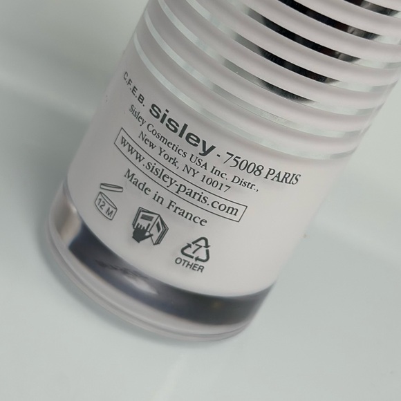 NEW - Sisley Paris Phyto-Blanc Brightening Protective Moisturizer 1.3 oz - Picture 3 of 3